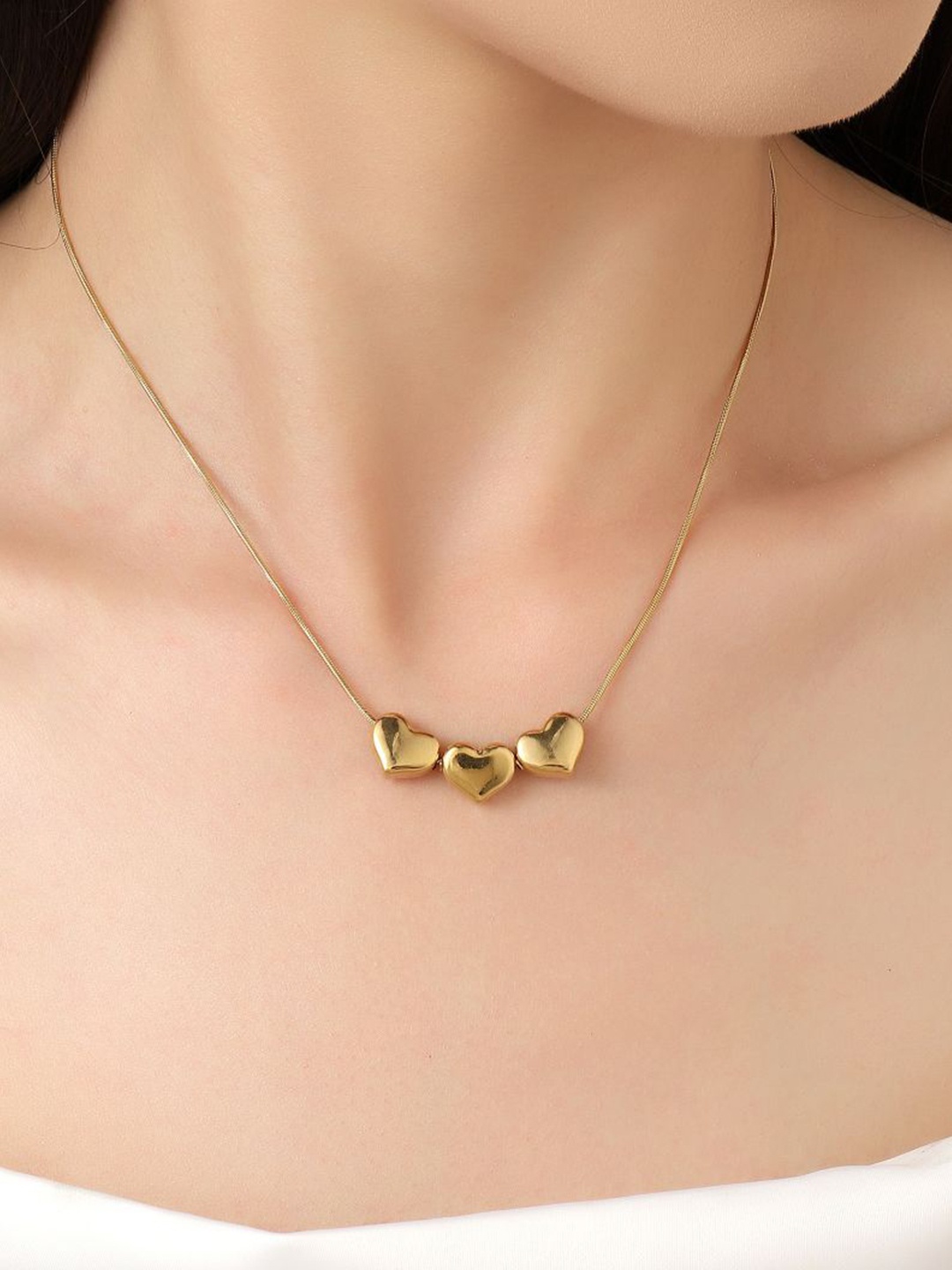 

SALTY Tiny Tri Hearts Stainless Steel Pendant With Chain, Gold