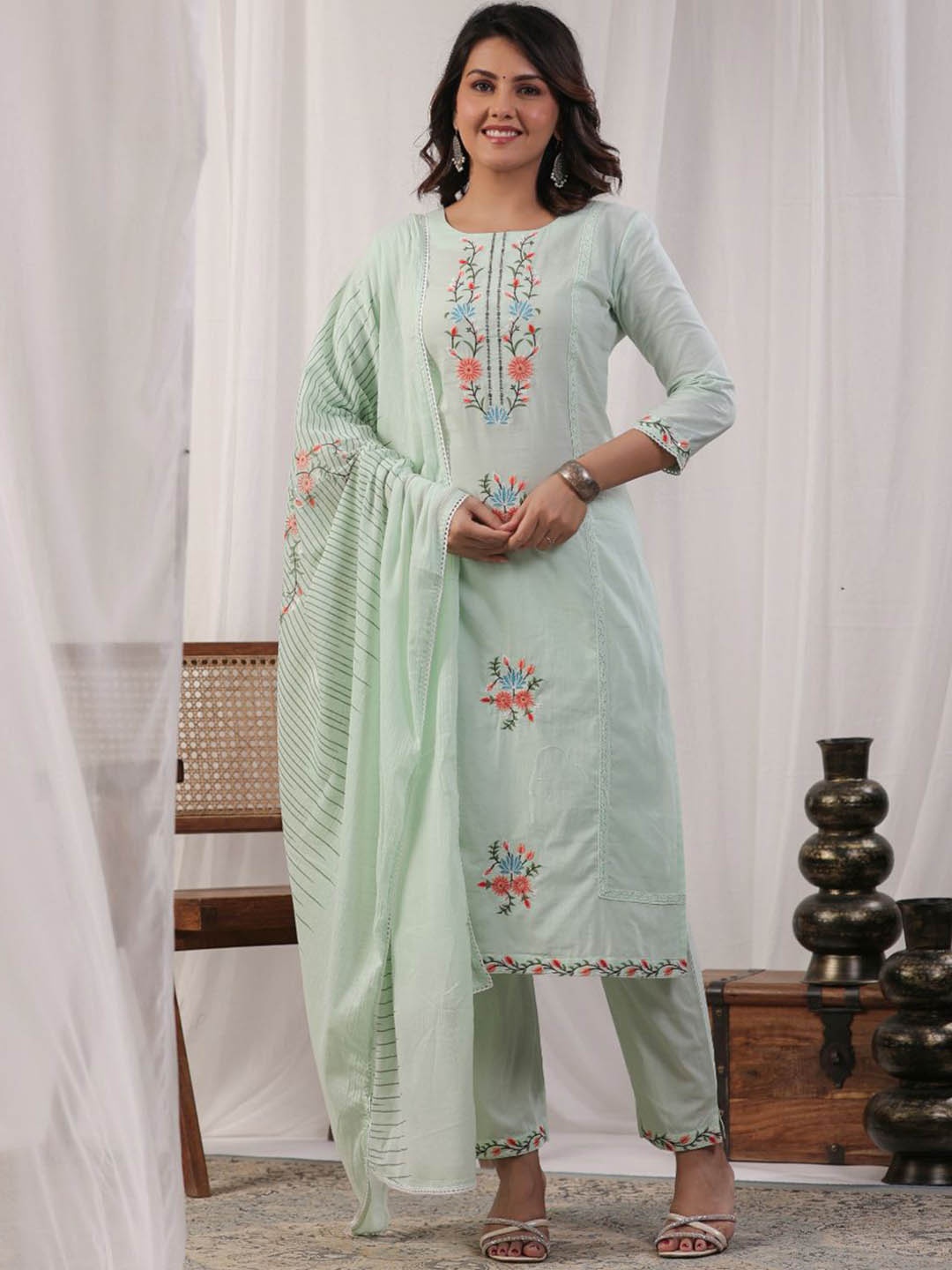 

Kiana Floral Embroidered Round Neck Pure Cotton Straight Kurta With Trousers & Dupatta, Green