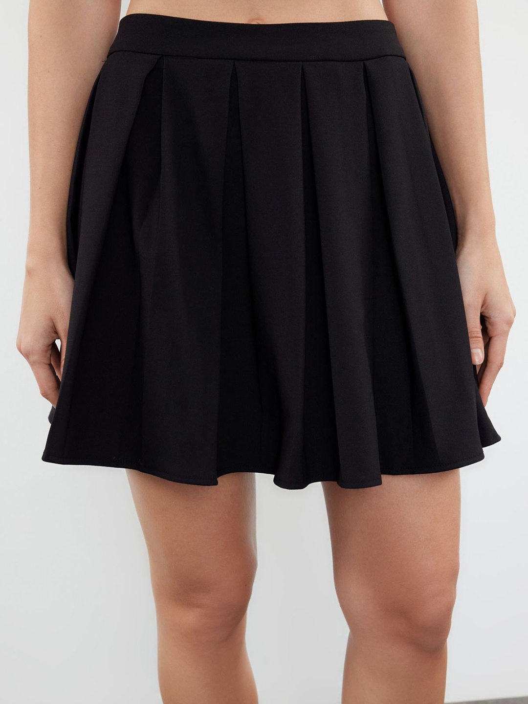 

Trendyol Flared Mini Skirts, Black