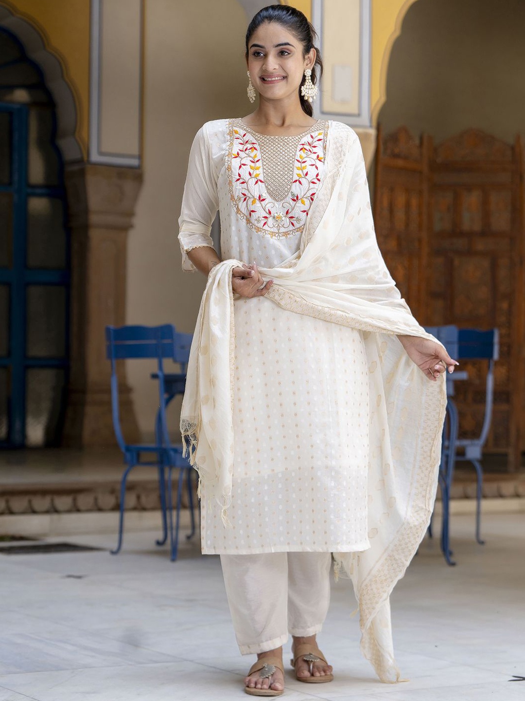 

VredeVogel Ethnic Motifs Embroidered Sequined Chanderi Silk Kurta With Trousers & Dupatta, White