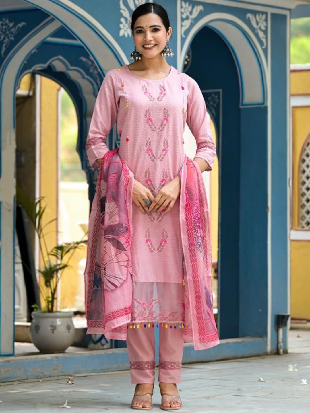 

FLAVIA CREATION Floral Embroidered Thread Work Pure Cotton Kurta With Trousers & Dupatta, Maroon