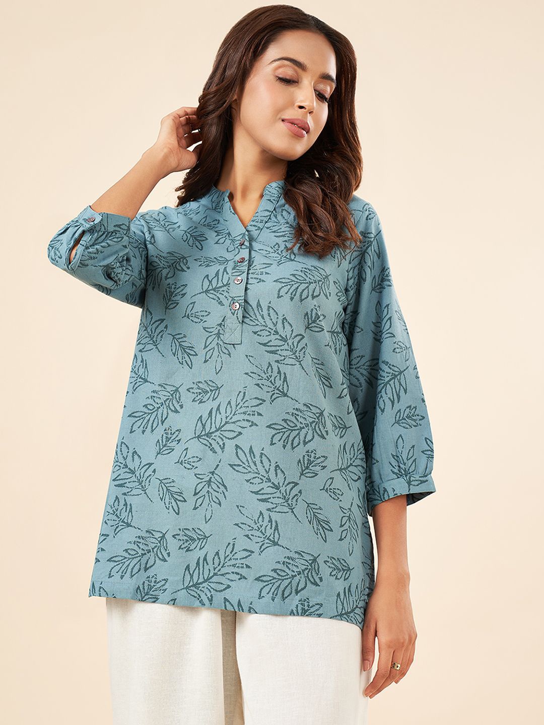 

AKKRITI BY PANTALOONS Mandarin Collar Printed Tunic, Blue