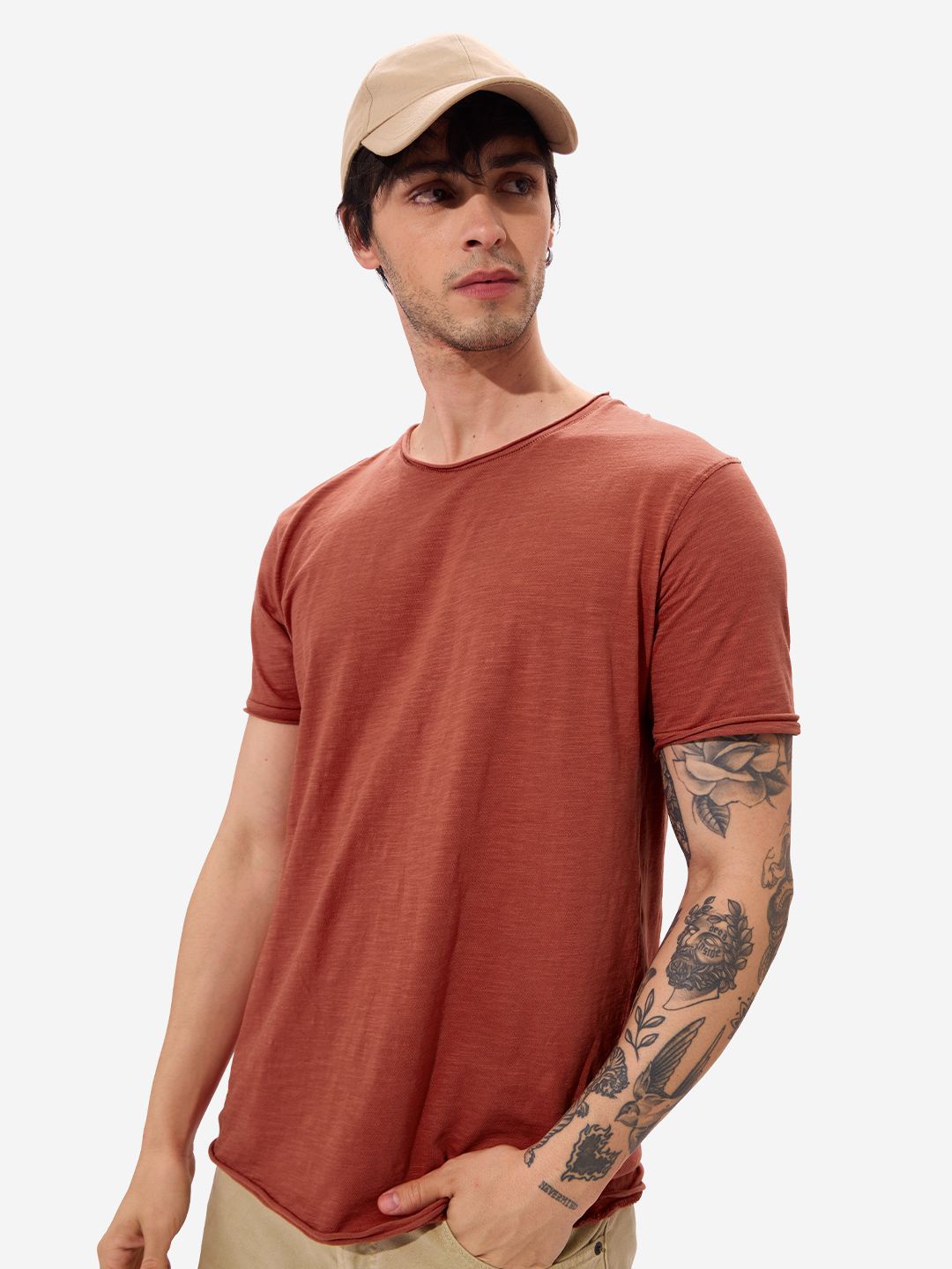 

The Souled Store Men Solid Round Neck Cotton T-shirt, Red