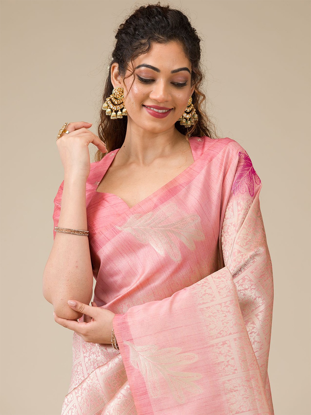 

Koskii Woven Design Zari Saree, Pink