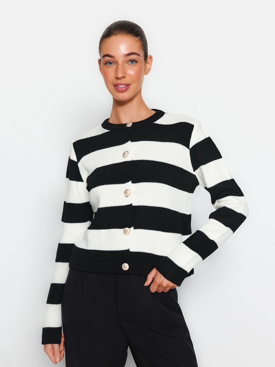 

Trendyol Women Striped Cardigan, Black