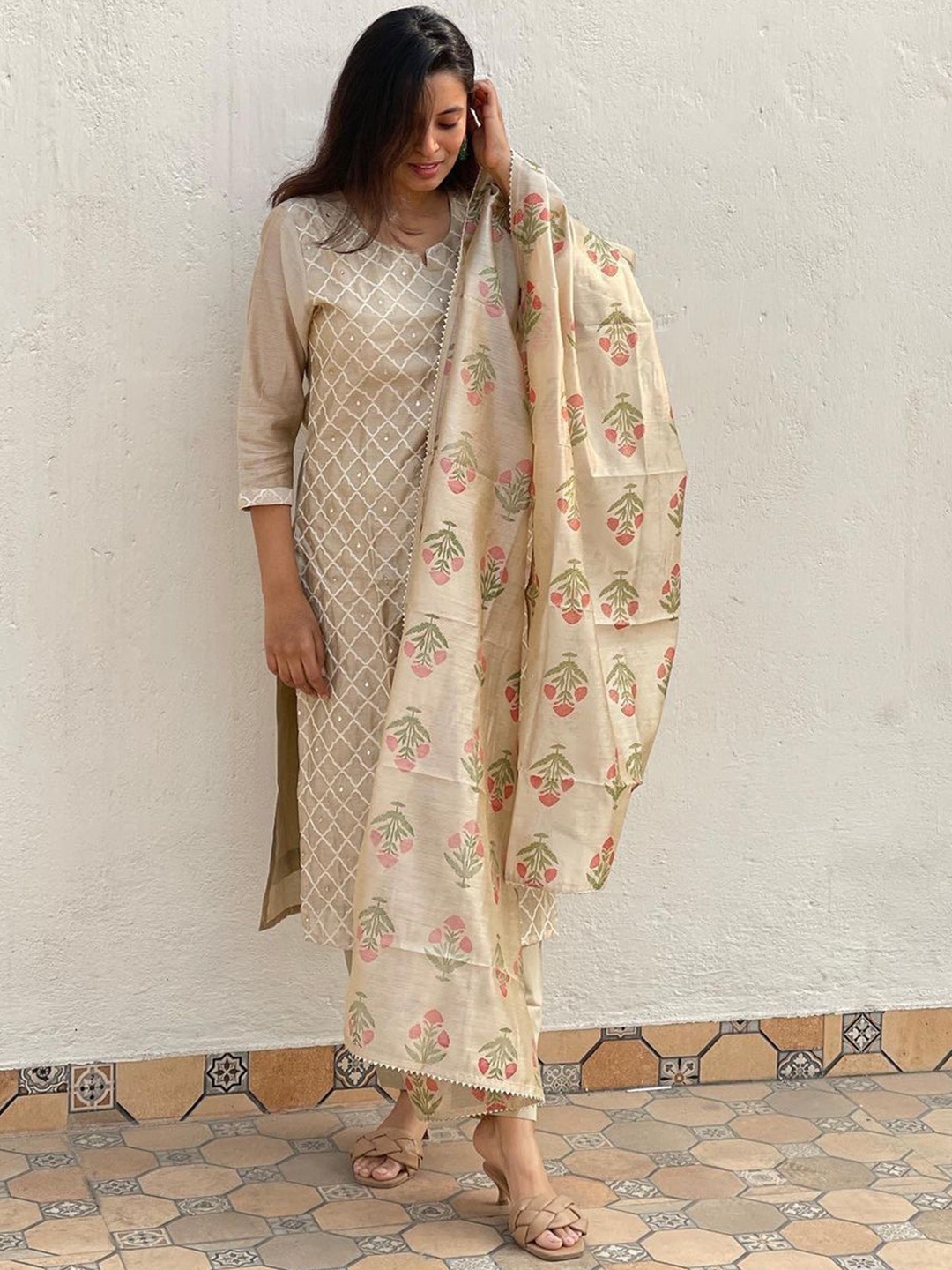 

Anni Designer Geometric Printed Notch Neck Straight Kurta with Trousers & Dupatta, Cream
