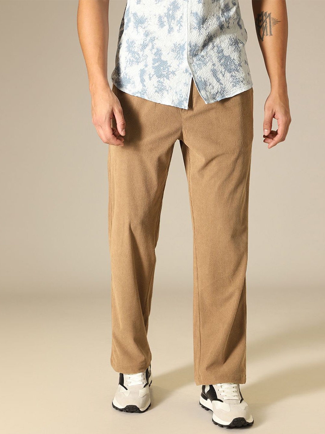 

Banana Club Men Textured Striped Relaxed Corduroy Cotton Trousers, Brown