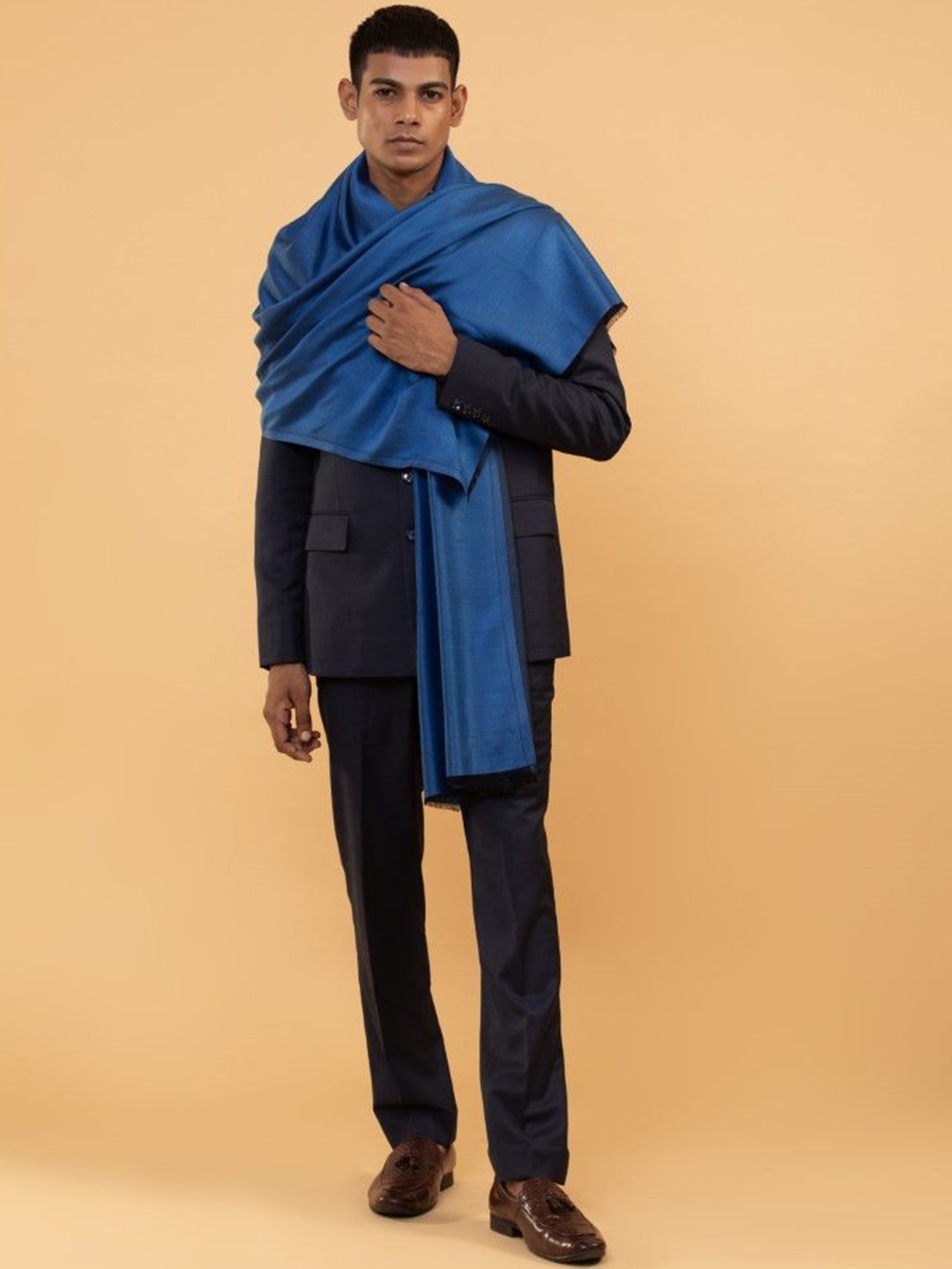 

MODARTA Woolen Fringed Border Shawl, Blue