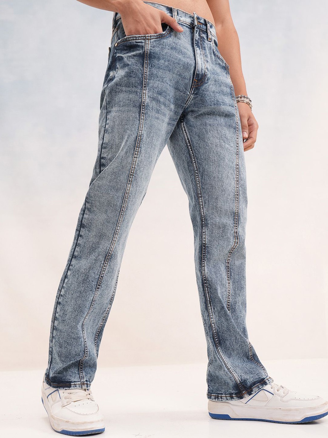 

HIGHLANDER Men Straight Fit Heavy Fade Stretchable Jeans, Blue