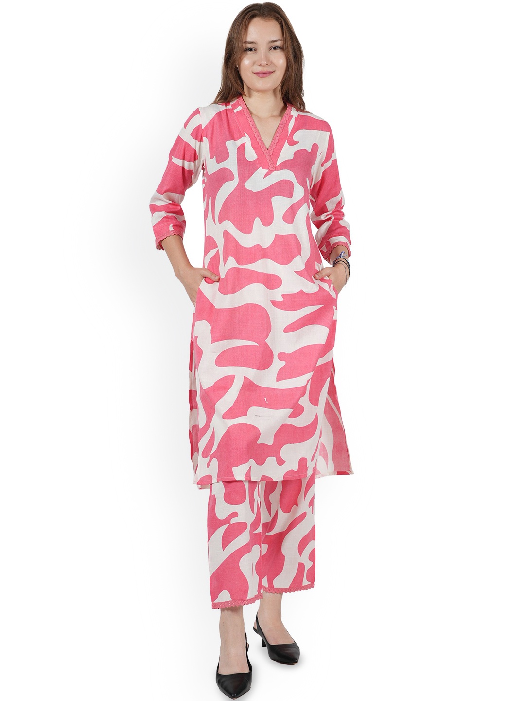 

BAESD Abstract Printed V-Neck Straight Kurta With Palazzos, Pink