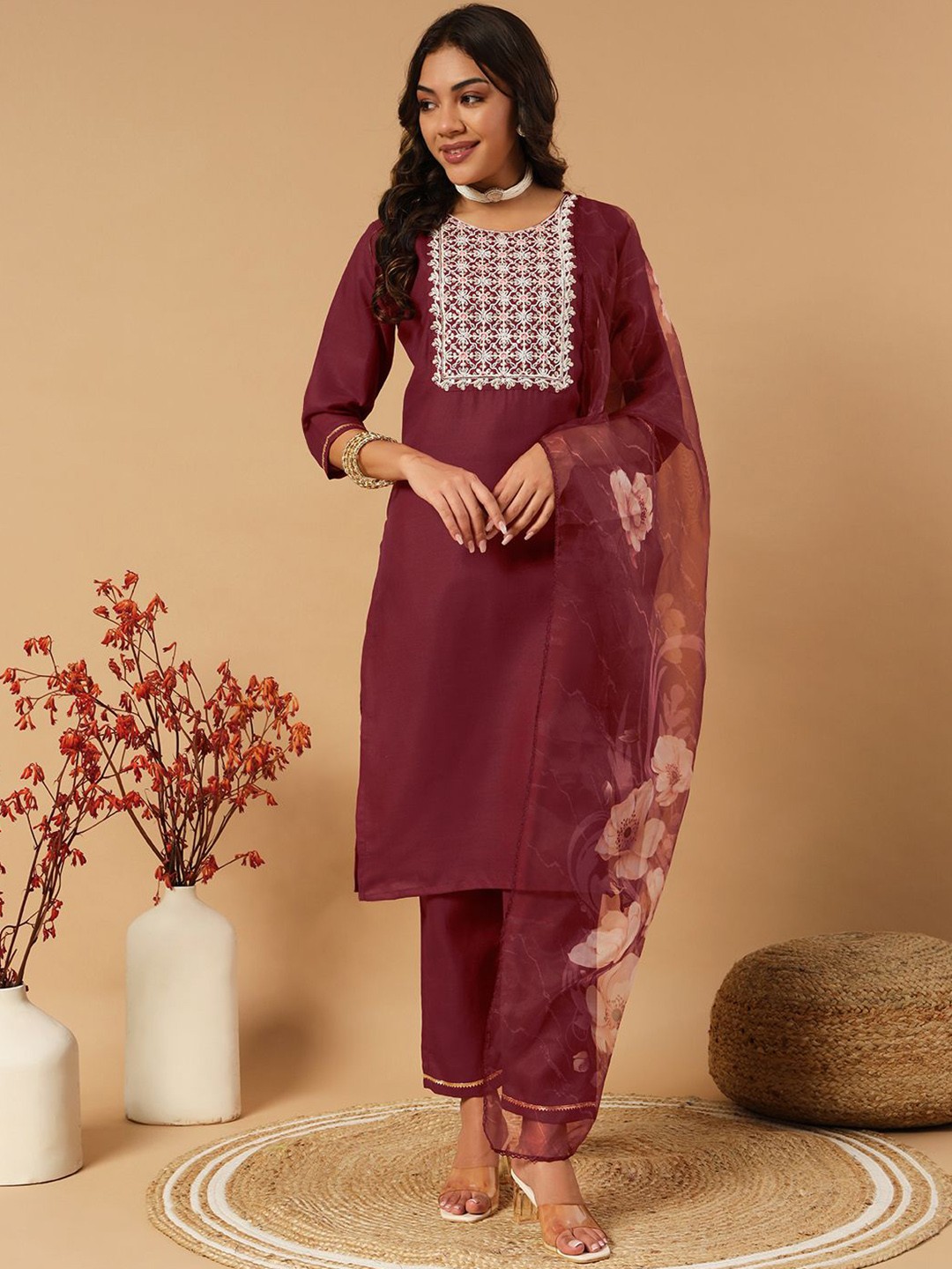 

MORLY Embroidered Thread Work Straight Kurta with Trousers & With Dupatta, Maroon