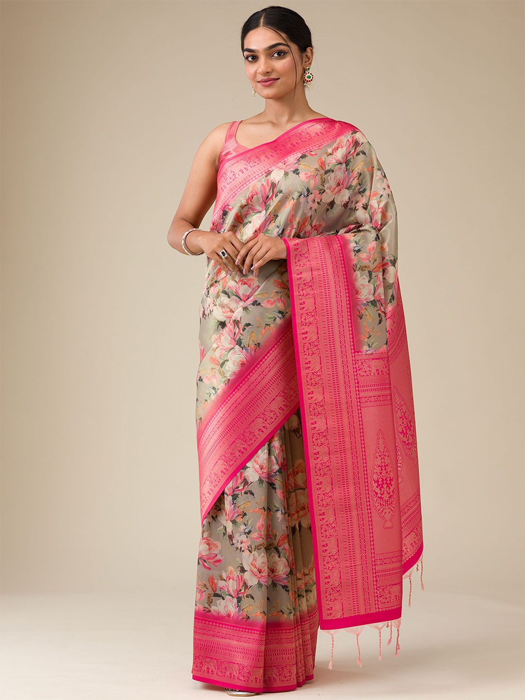 

Koskii Floral Zari Saree, Beige