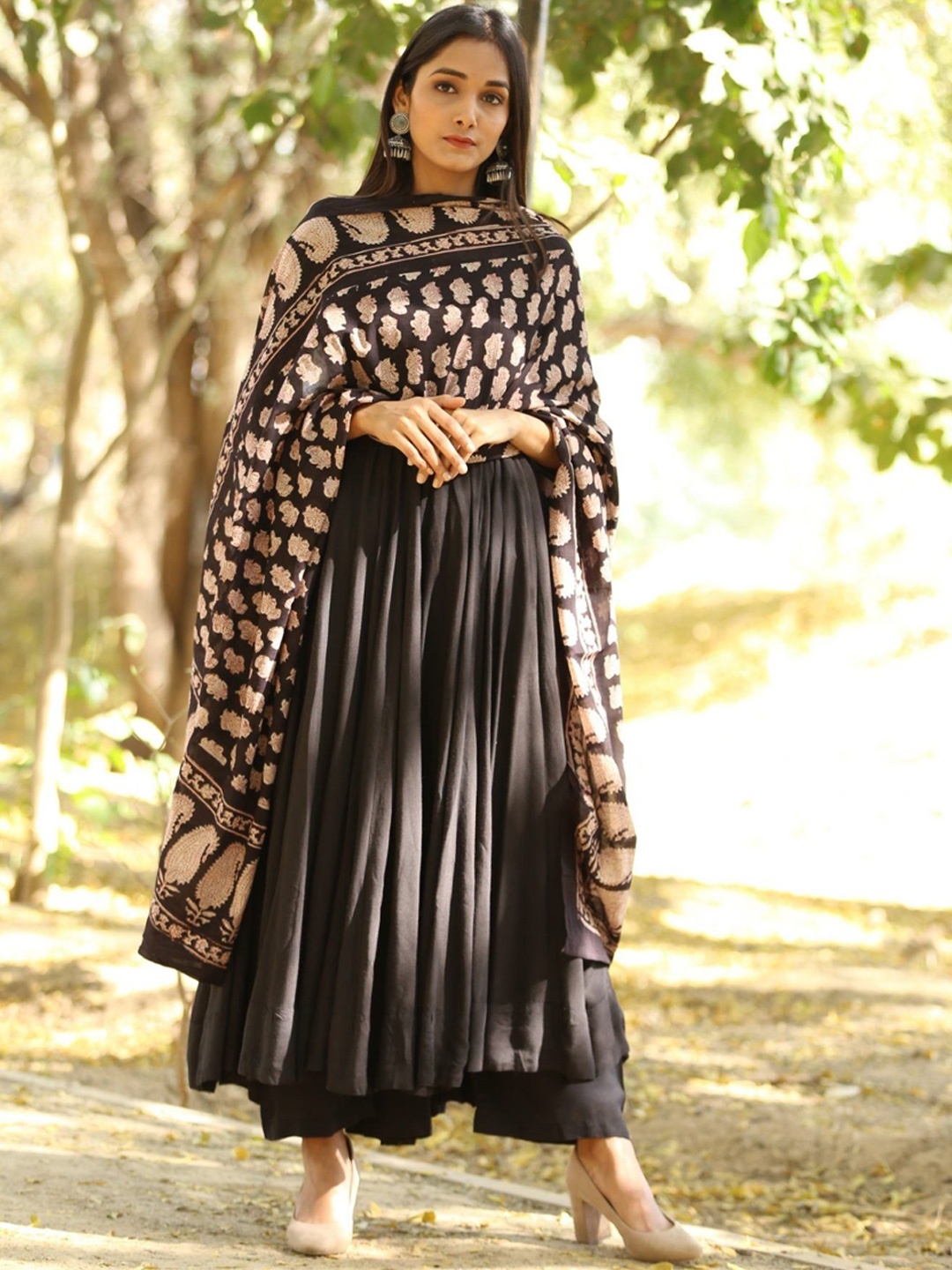 

GulaboJaipur Round Neck Pleated Pure Cotton Anarkali Kurta with Pyjamas & Dupatta, Black