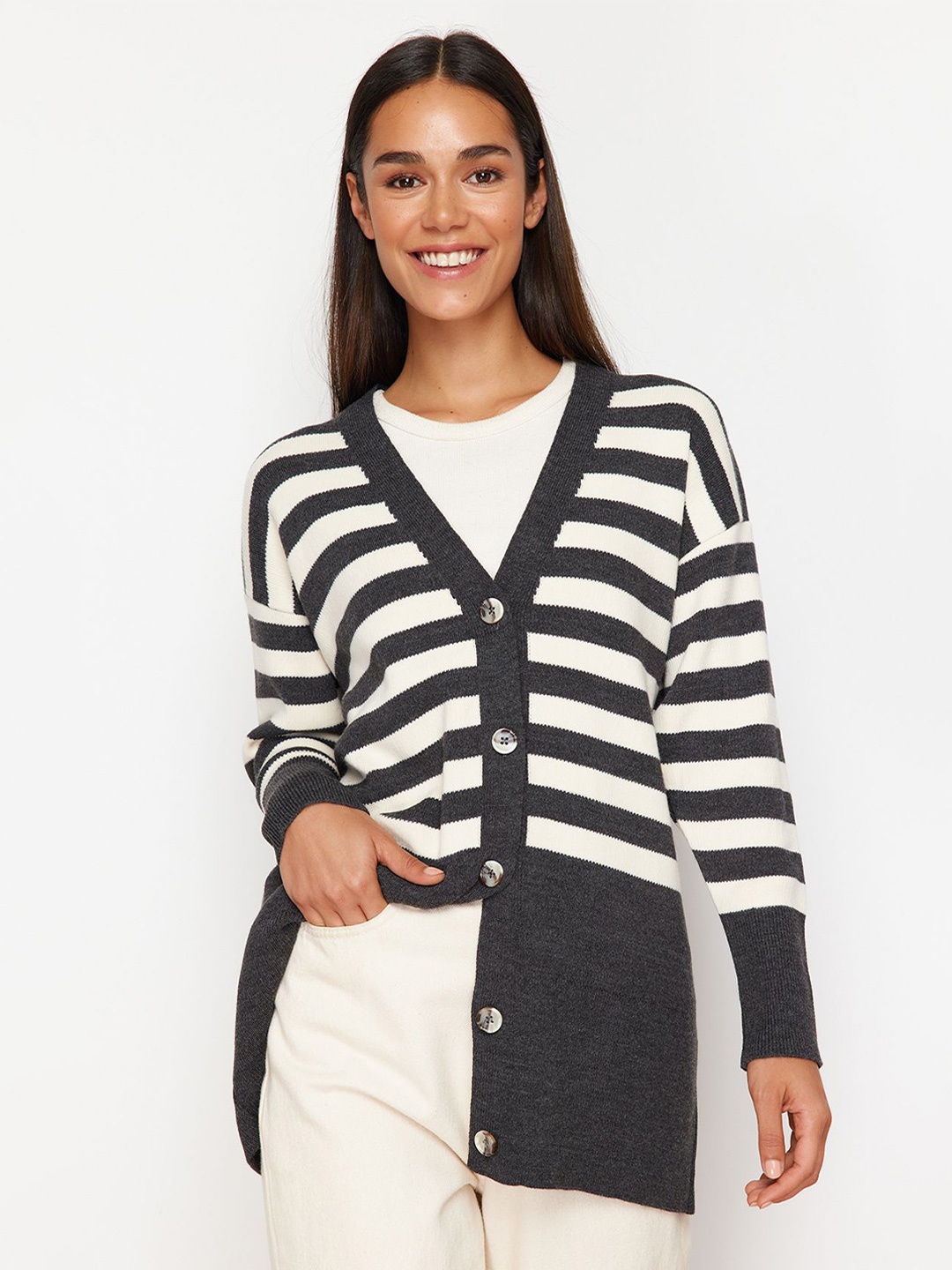 

Trendyol Women Striped Longline Cardigan, Grey