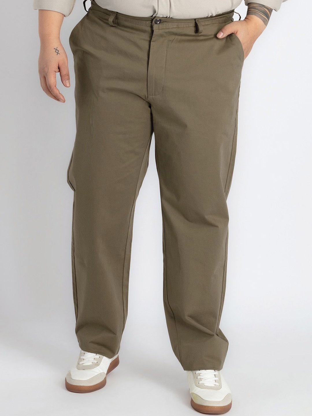 

UNSIZED Men Mid-Rise Chinos Trousers, Olive