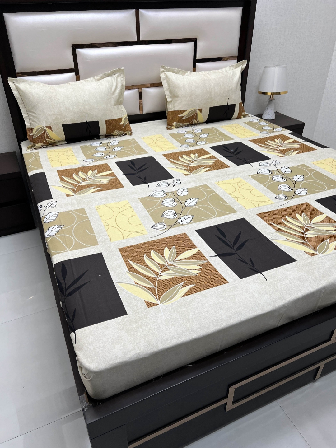 

Pure Decor Cotton Queen Size Double Bed Bedsheet With 2 Pillow Covers 2.28m X 2.54m, Yellow