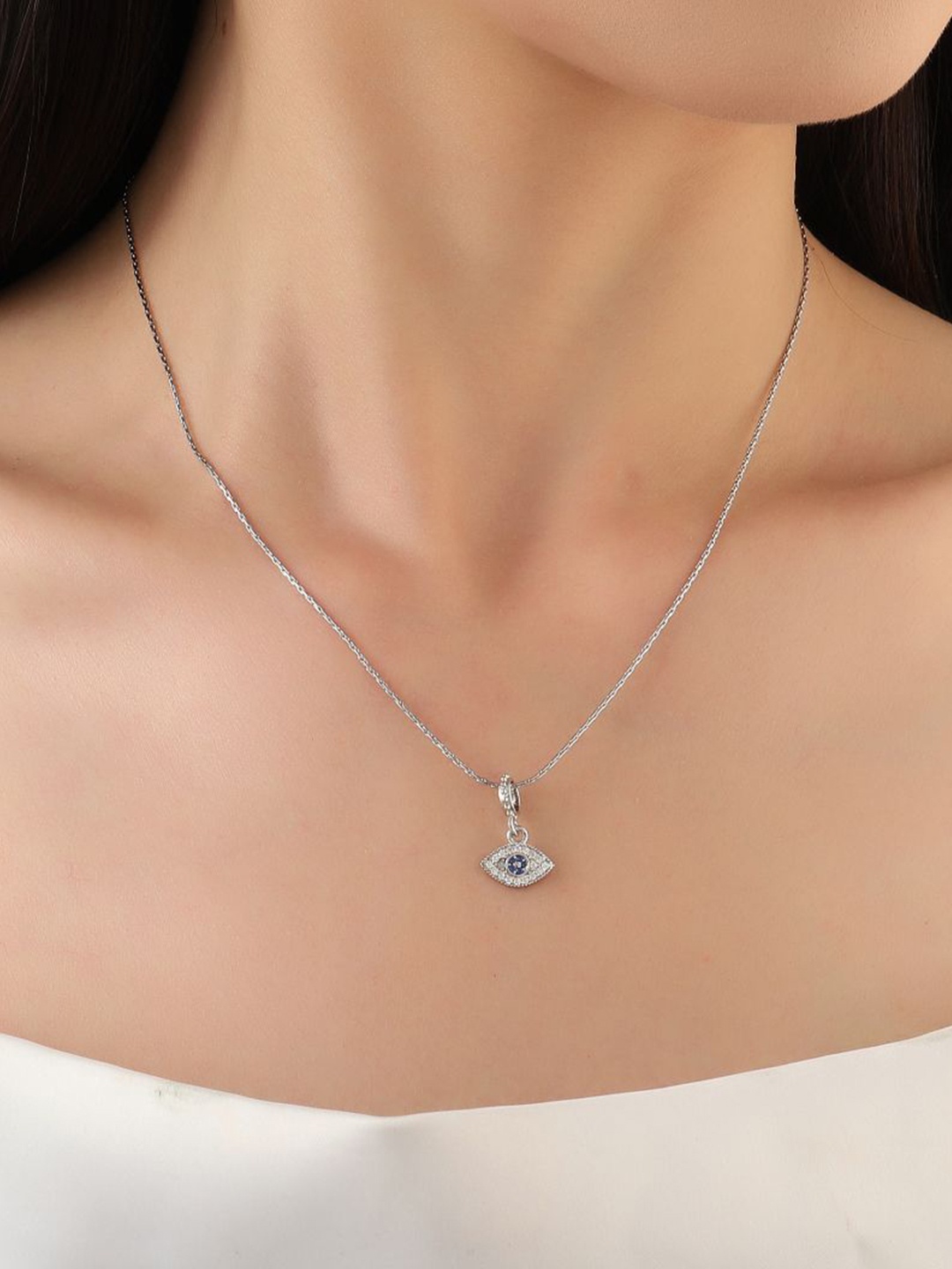 

SALTY Stainless Steel Evil Eye Pendant Chain, Silver