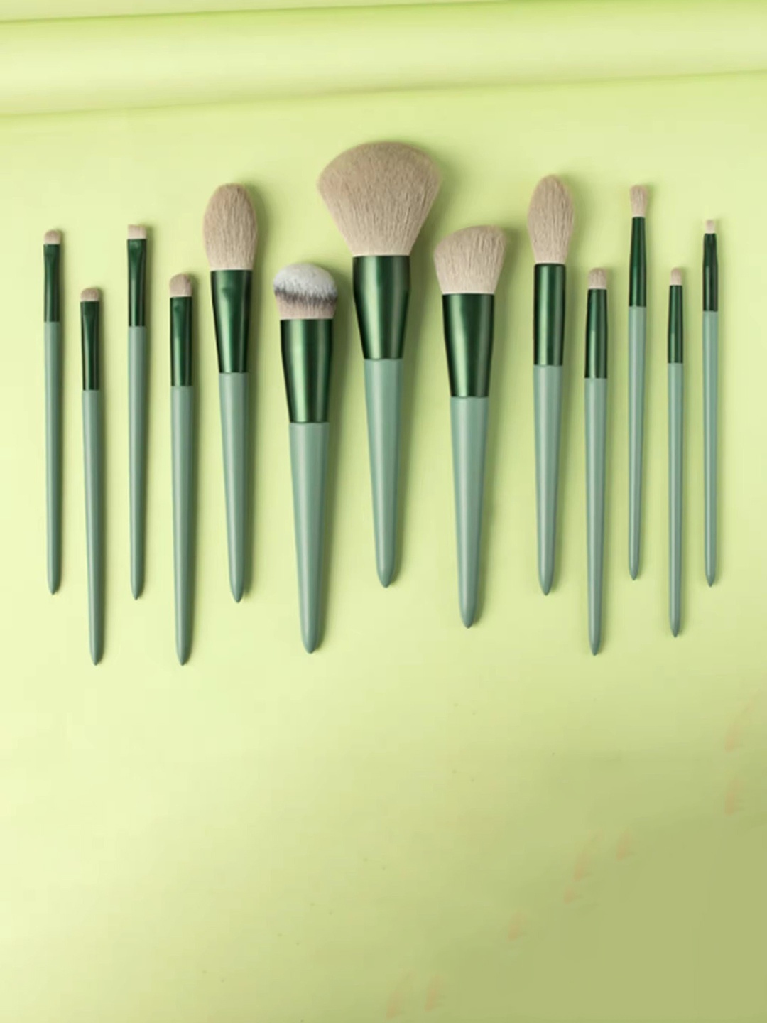 

zemglam Set Of 13 Professional Makeup Brush Set, Green