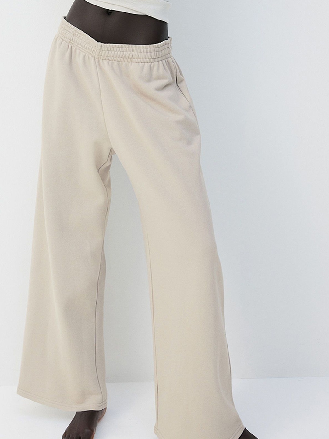 

H&M Women Wide Joggers, Beige