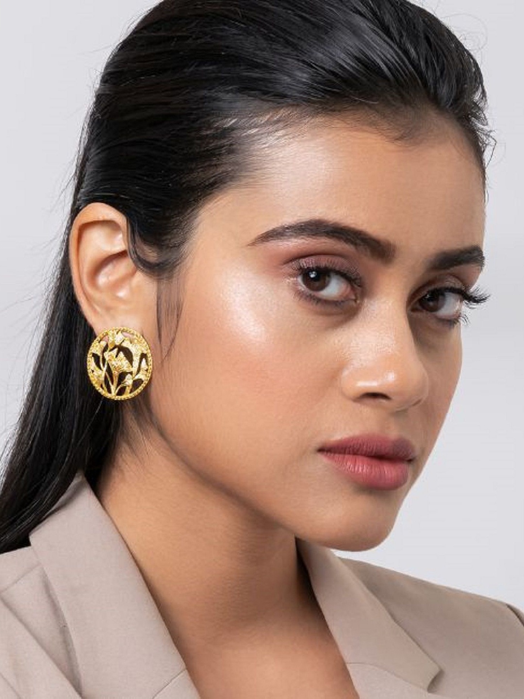 

PUTSTYLE Ginkgo Gold-Plated Crystals Studded Circular Studs