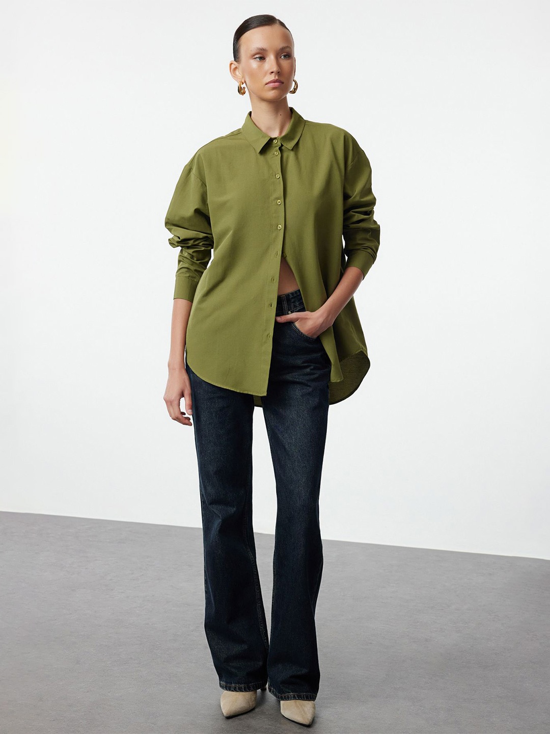 

Trendyol Women Opaque Casual Shirt, Na
