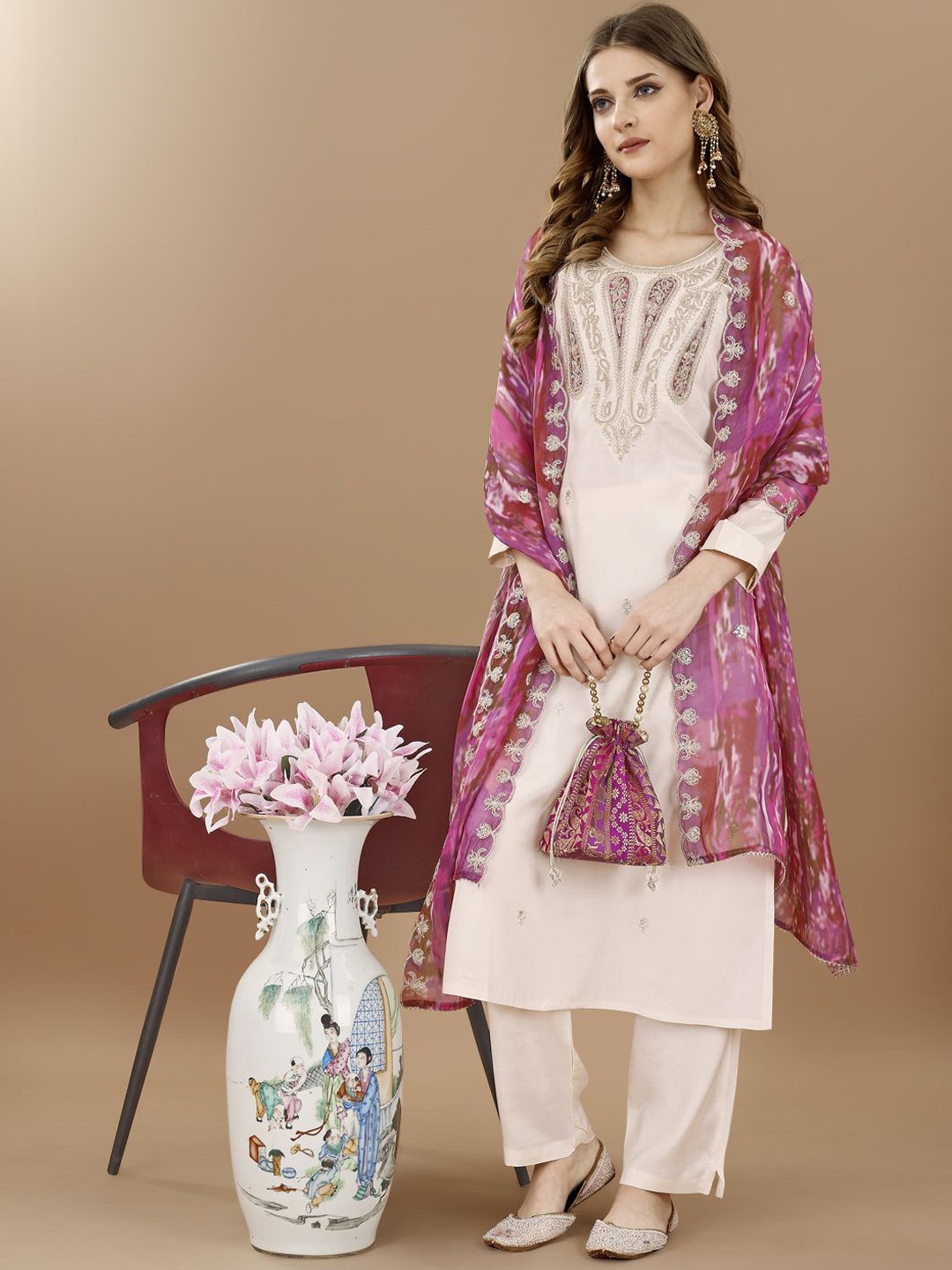 

KUNDAN FAB Ethnic Motifs Printed Sequinned Pure Cotton Kurta with Trousers & Dupatta, White