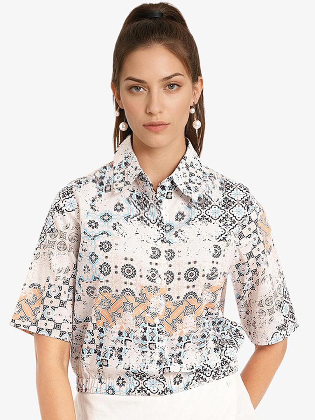 

RAREISM Women Abstract Printed Cotton Shirt Style Crop Top, Pink