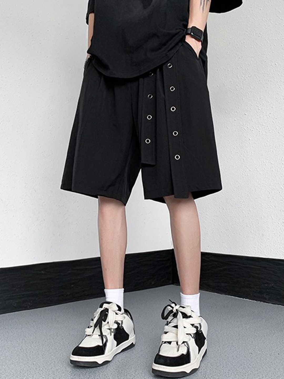 

StyleCast Men Loose Fit Shorts, Black