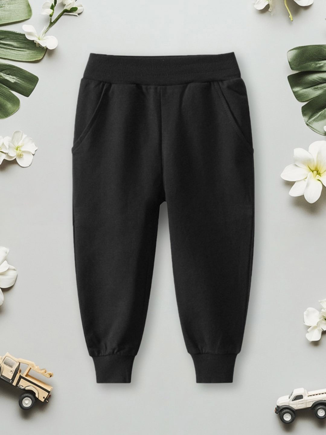 

INCLUD Boys Elasticated Relaxed-Fit Joggers, Black