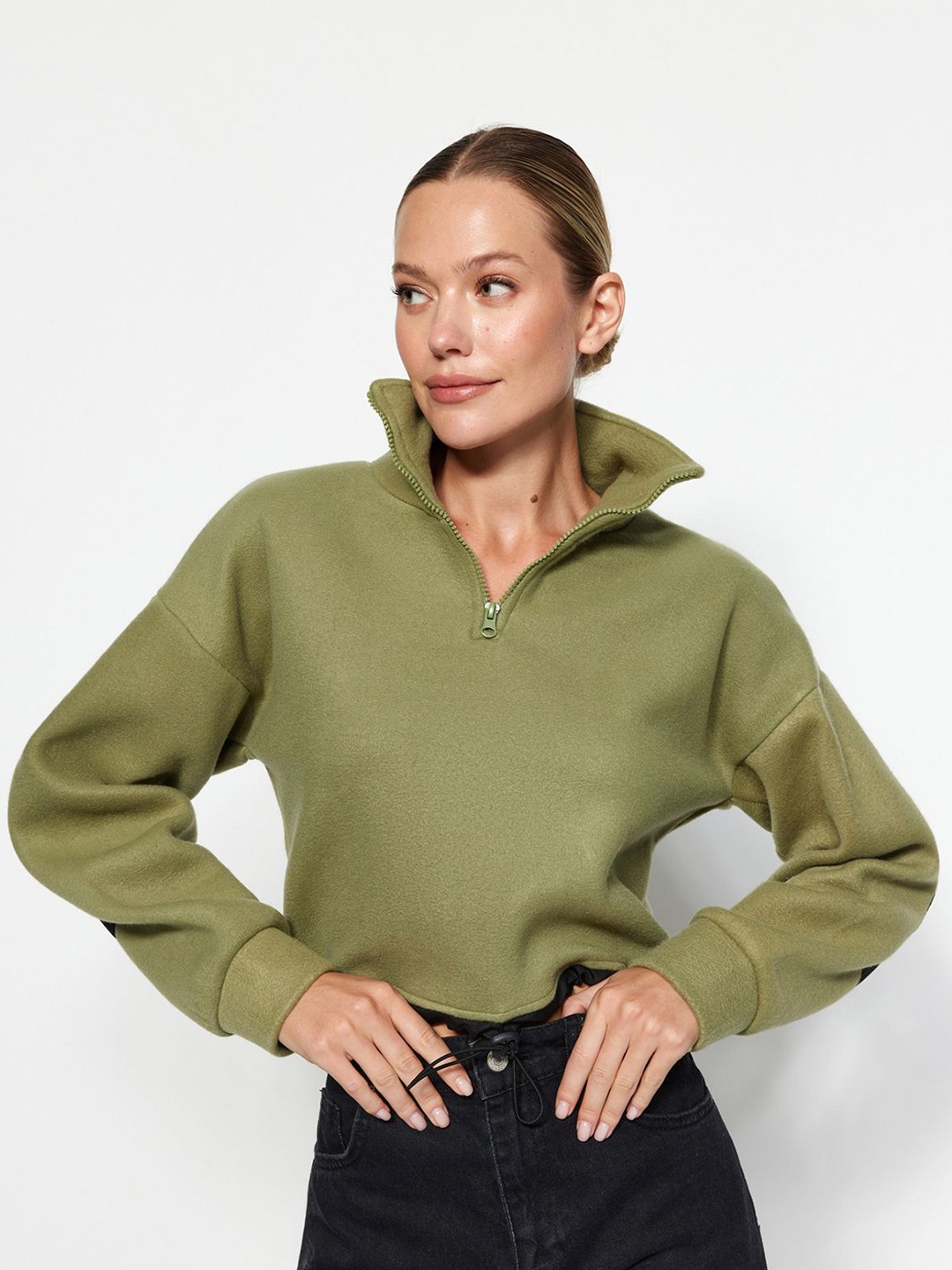 

Trendyol Women Sweatshirt, Na
