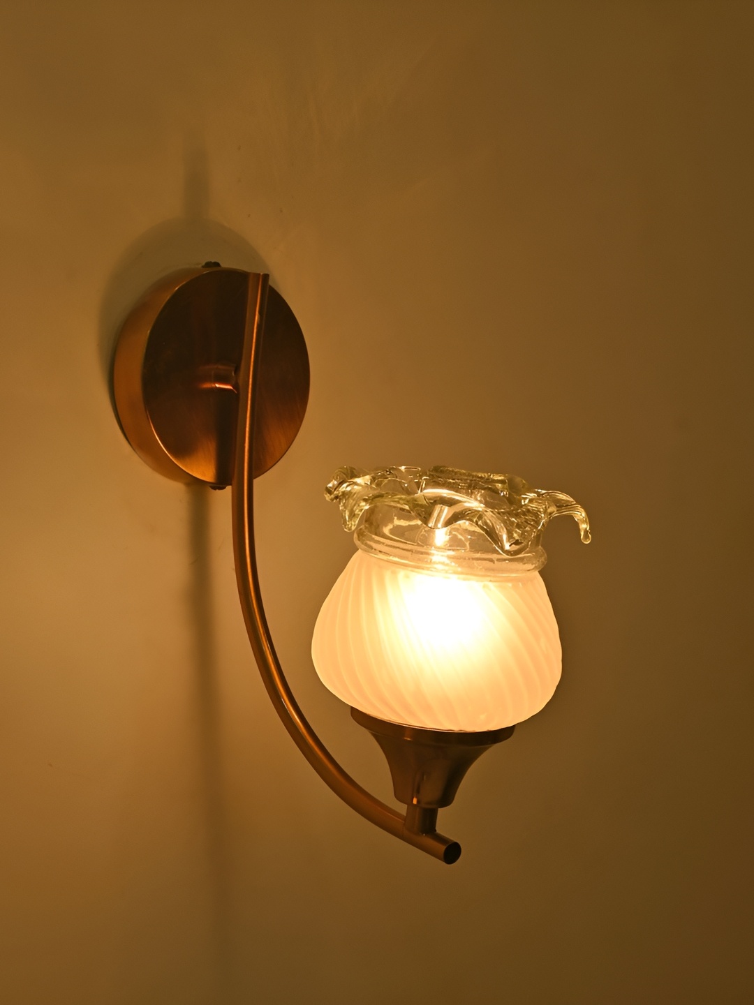 

Afast White and GoldToned Glass Contemporary Bell Shaped Wall Lamp