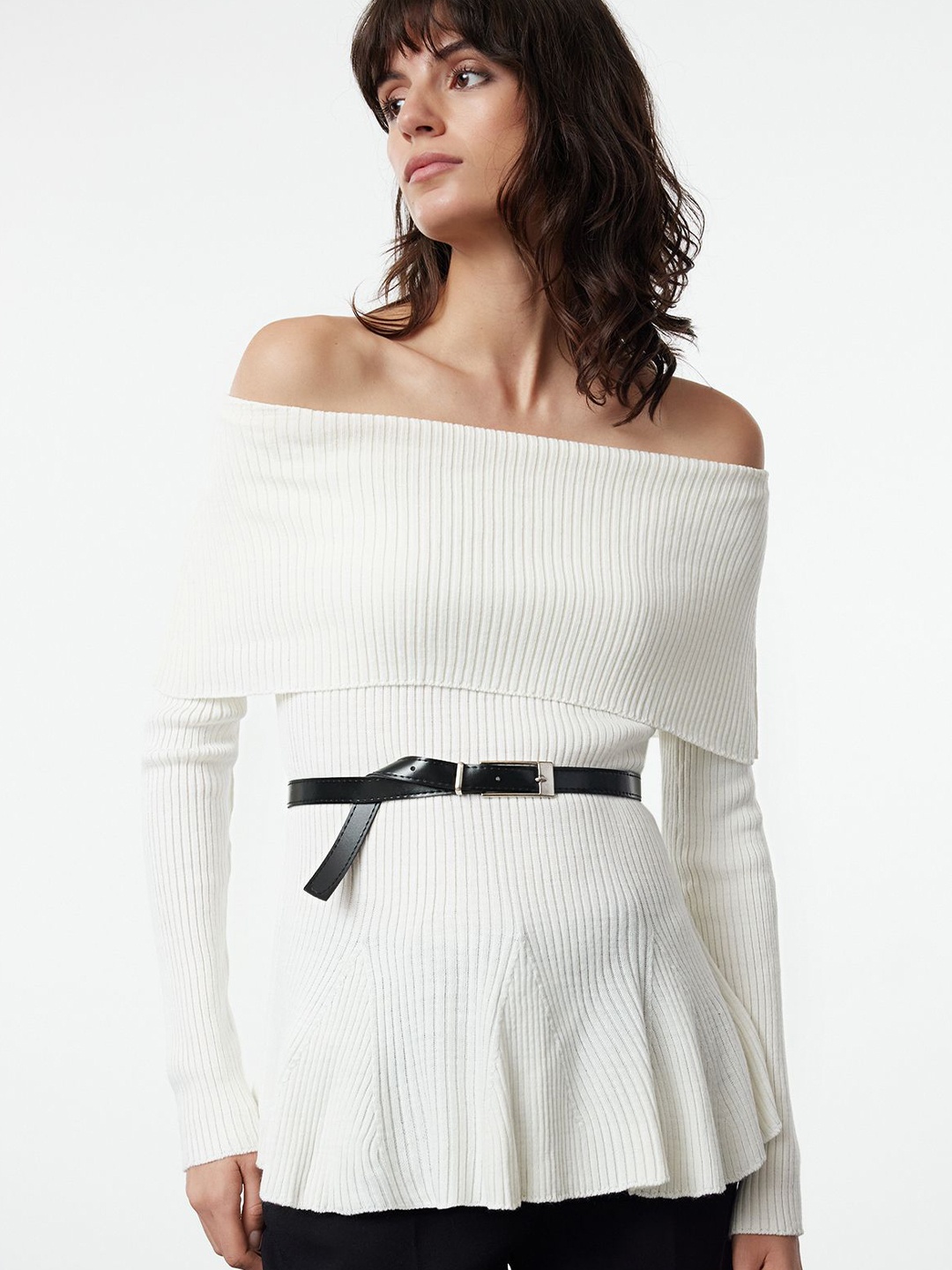 

Trendyol Off-Shoulder Bardot Top, Na