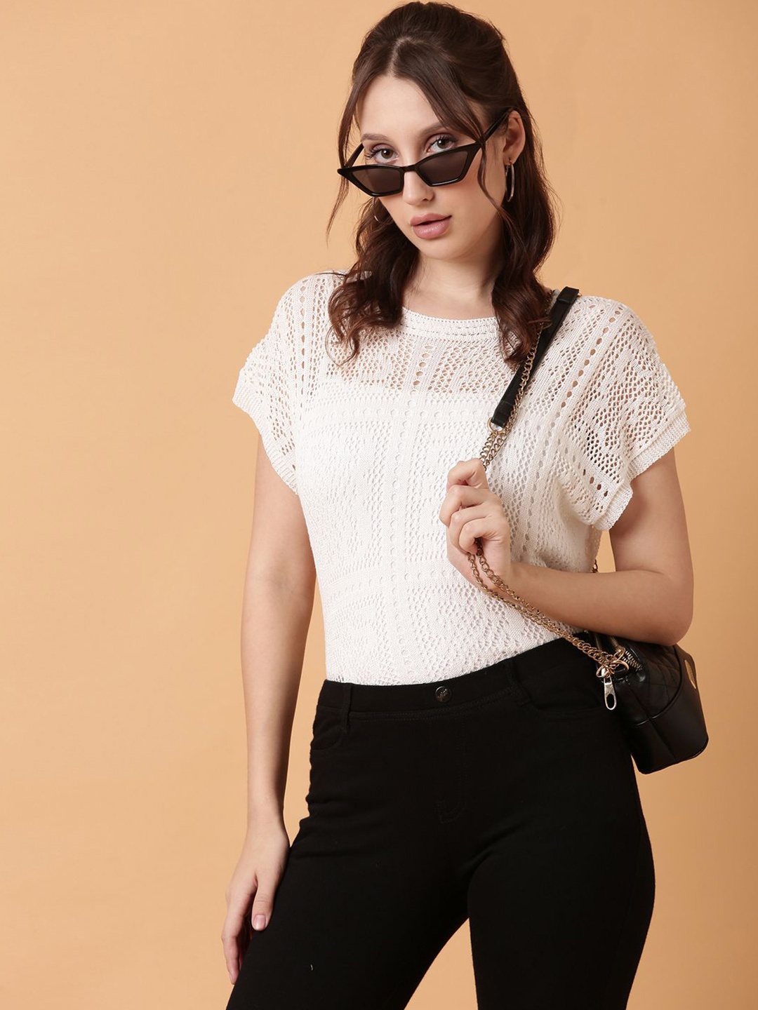 

SHOWOFF Extended Sleeves Crochet Top, White