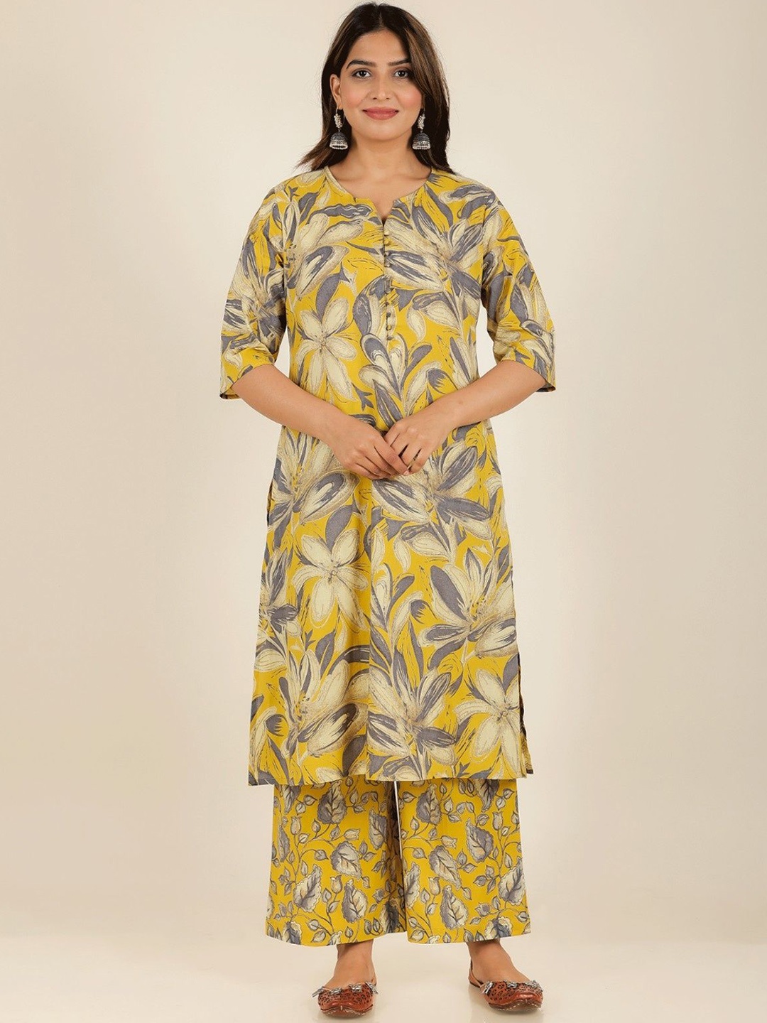 

Aramya Floral Printed Pure Cotton Straight Kurta, Yellow