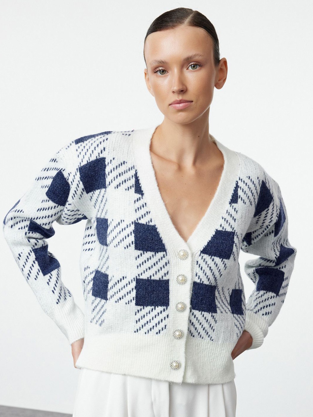 

Trendyol Women Checked Crop Pullover, White