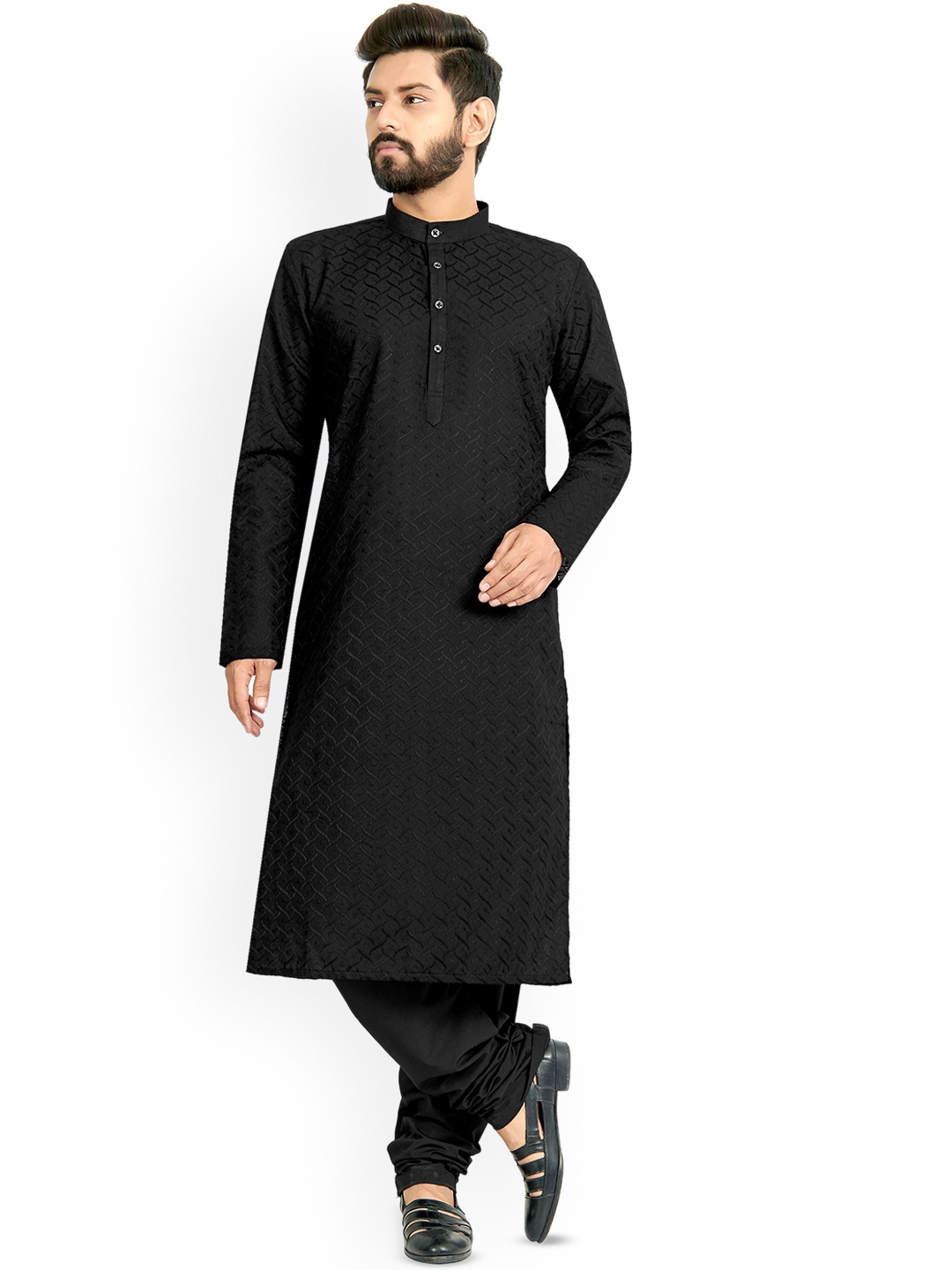 

Nimayaa Floral Embroidered Mandarin Collar Straight Kurta, Black