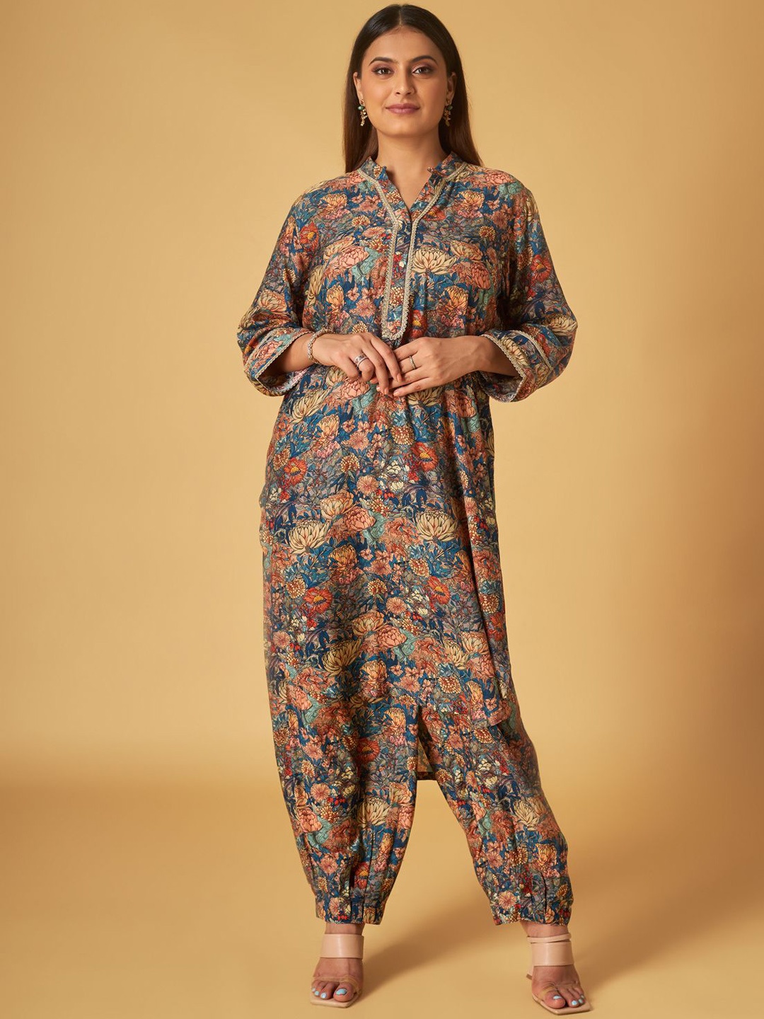 

Maisolos Floral Printed Gotta Patti A Line Kurta with Salwar, Blue