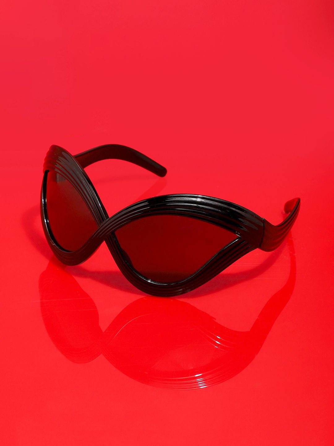 

French Accent Men Other Sunglasses with Polarised Lens, Black
