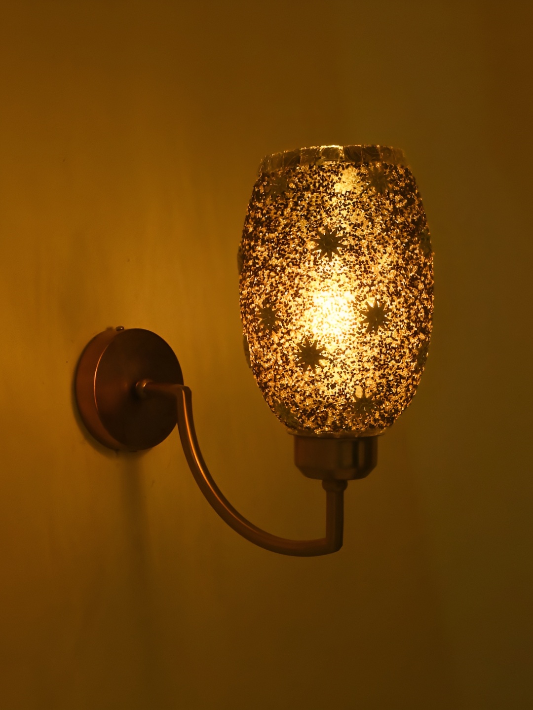 

Afast Black & Gold-Toned Glass Traditional Rectangle Shaped Wall Lamp