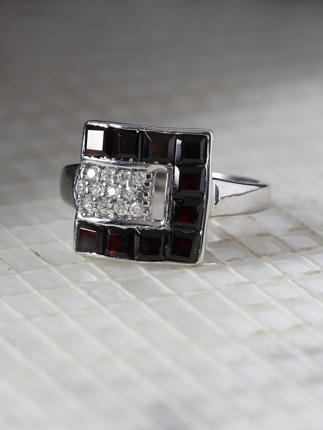 

Exotic India Square Cut Faceted Garnet Sterling Silver Ring