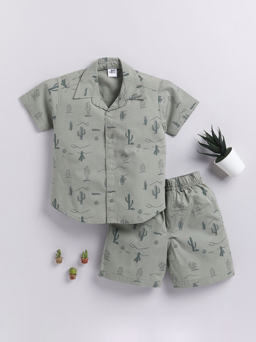 

Clt.s Unisex Kids Printed Night suit, Green