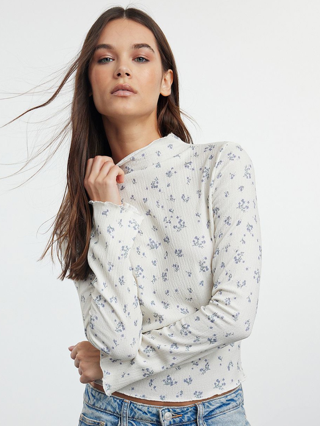 

Trendyol Floral Print Cotton Top, Na