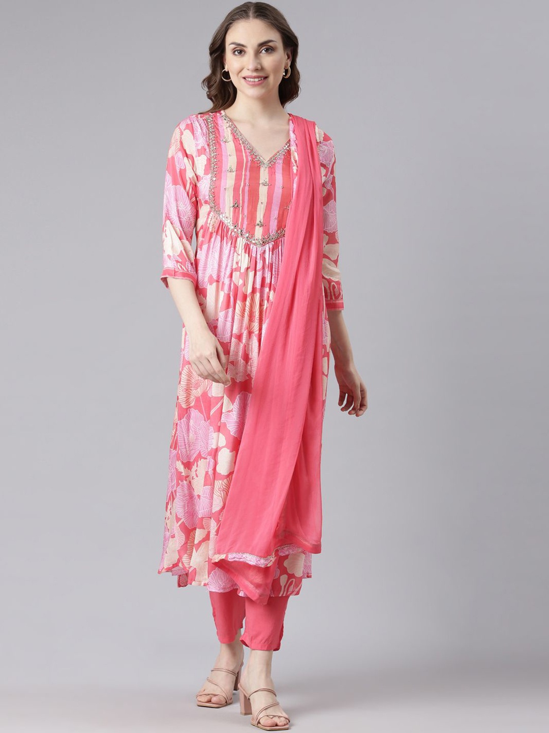 

Neerus Floral Printed Pleated Beads and Stones Anarkali Kurta with Trousers & With Dupatta, Pink