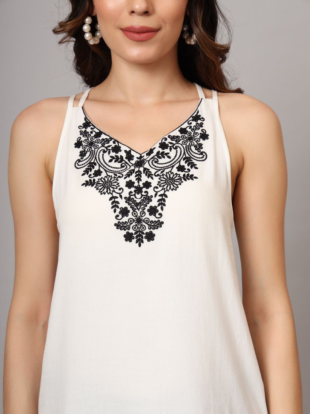 

Anouk Rustic Embroidered Top, White