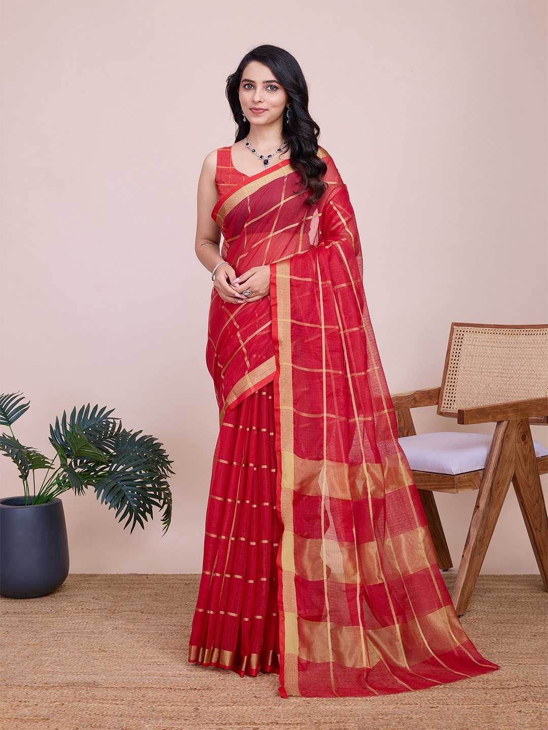 

BerMondsey Checked Woven Design Zari Chanderi Saree, Red