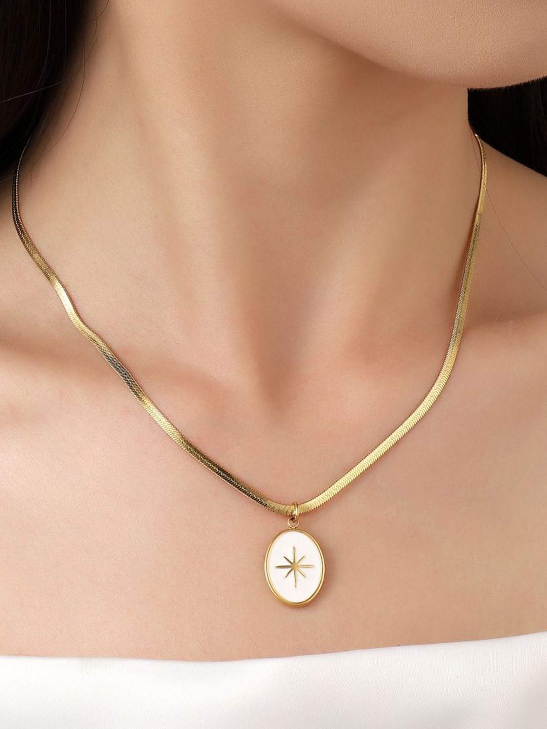 

SALTY Quirky Pendants with Chains, Gold