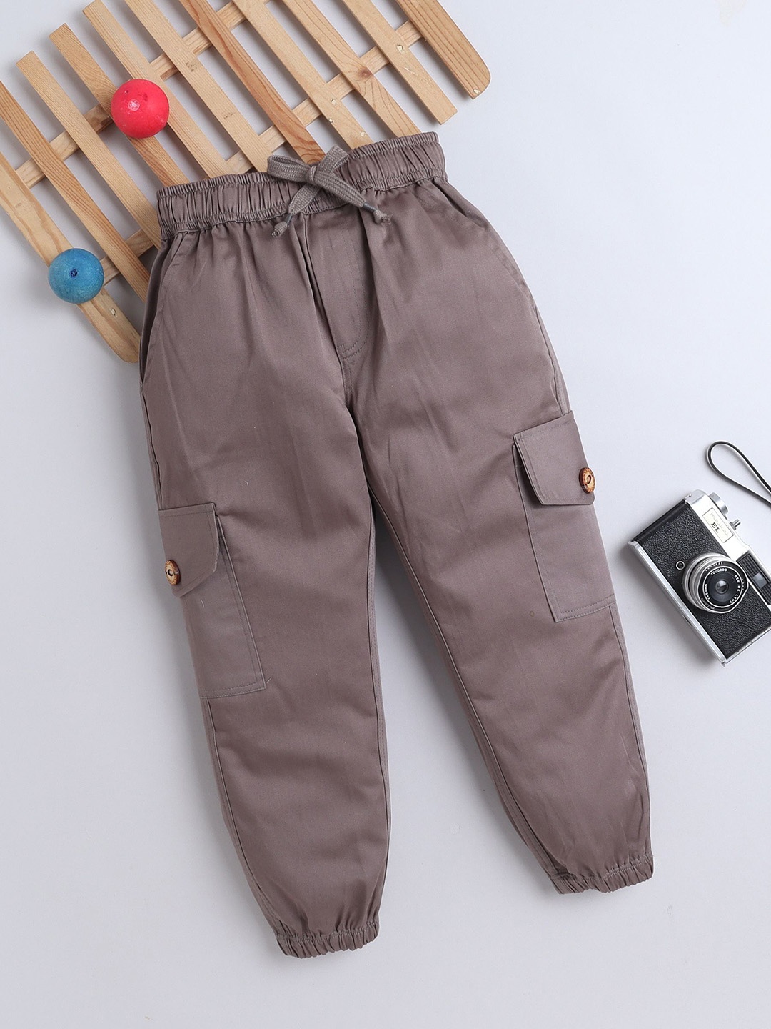 

BAATCHEET Kids Pure Cotton Mid Rise Joggers, Brown