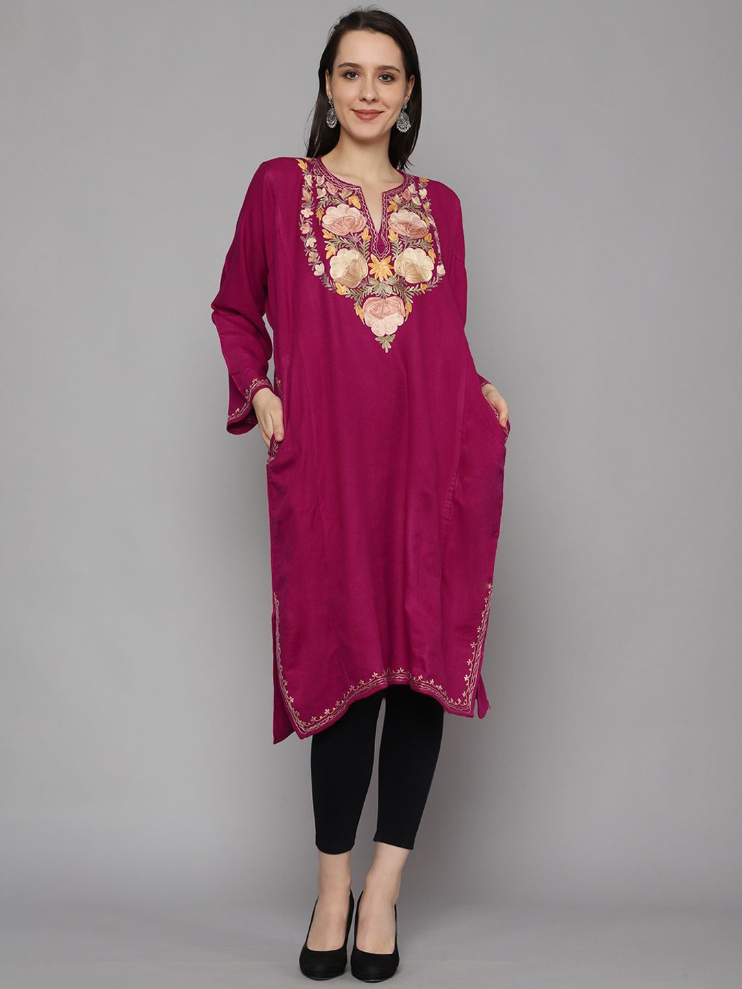 

CRAFTBAZAR Floral Embroidered Notch Neck Straight Kurta, Pink