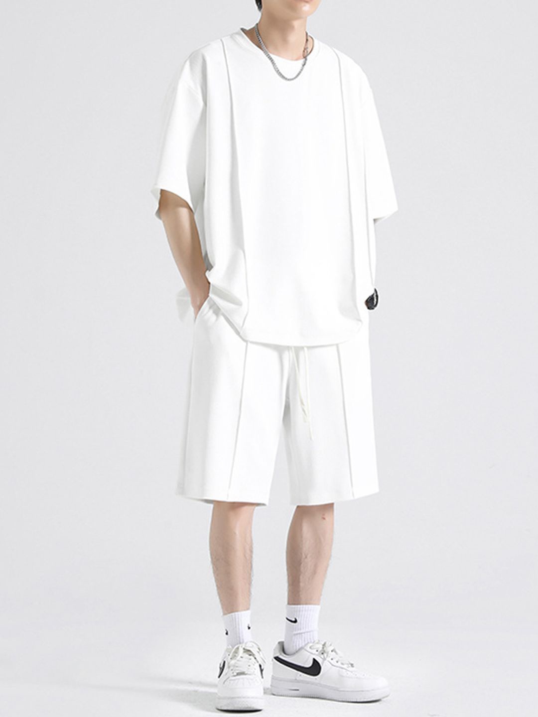 

StyleCast Round Neck Tshirt With Shorts, White