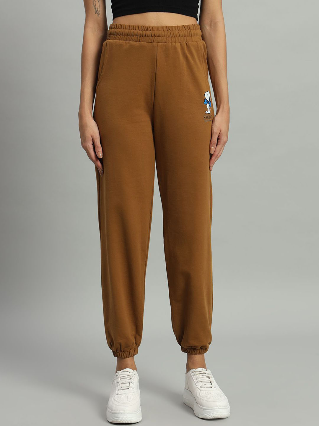 

AECK Women Regular Fit High Rise Joggers, Tan